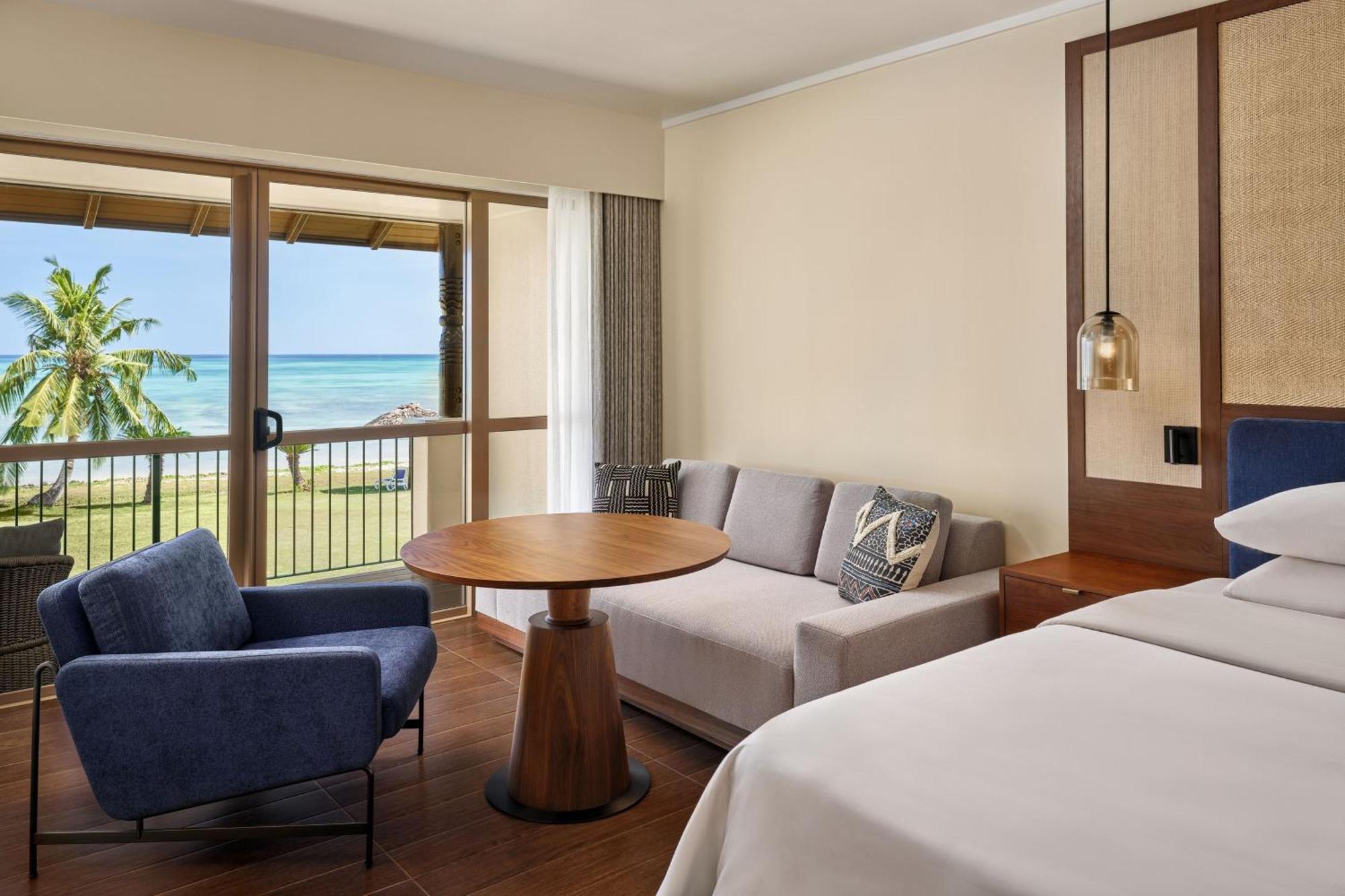 Sheraton Samoa Beach Resort Mulifanua Bagian luar foto