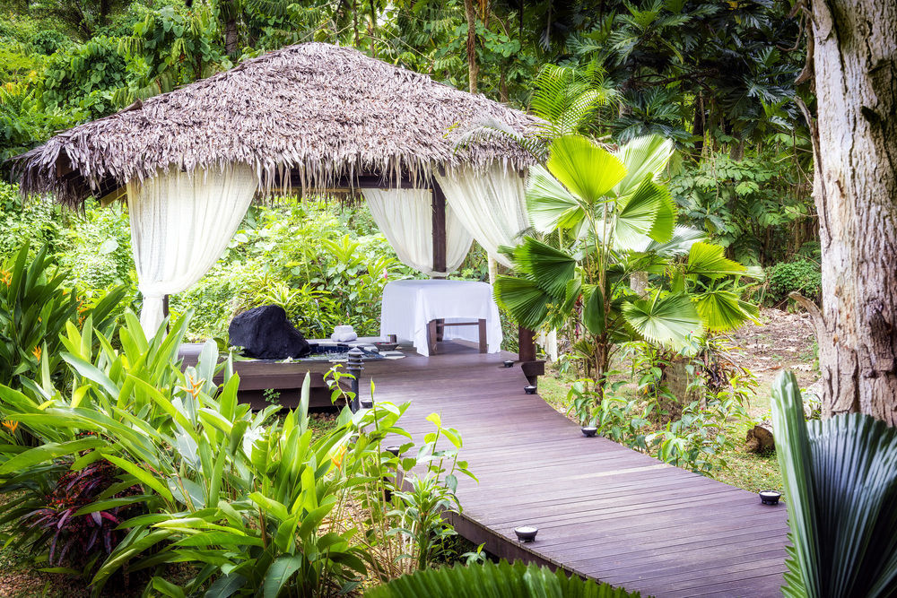 Sheraton Samoa Beach Resort Mulifanua Bagian luar foto
